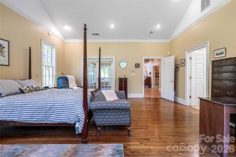 7 Ashley Road Asheville NC 28805
