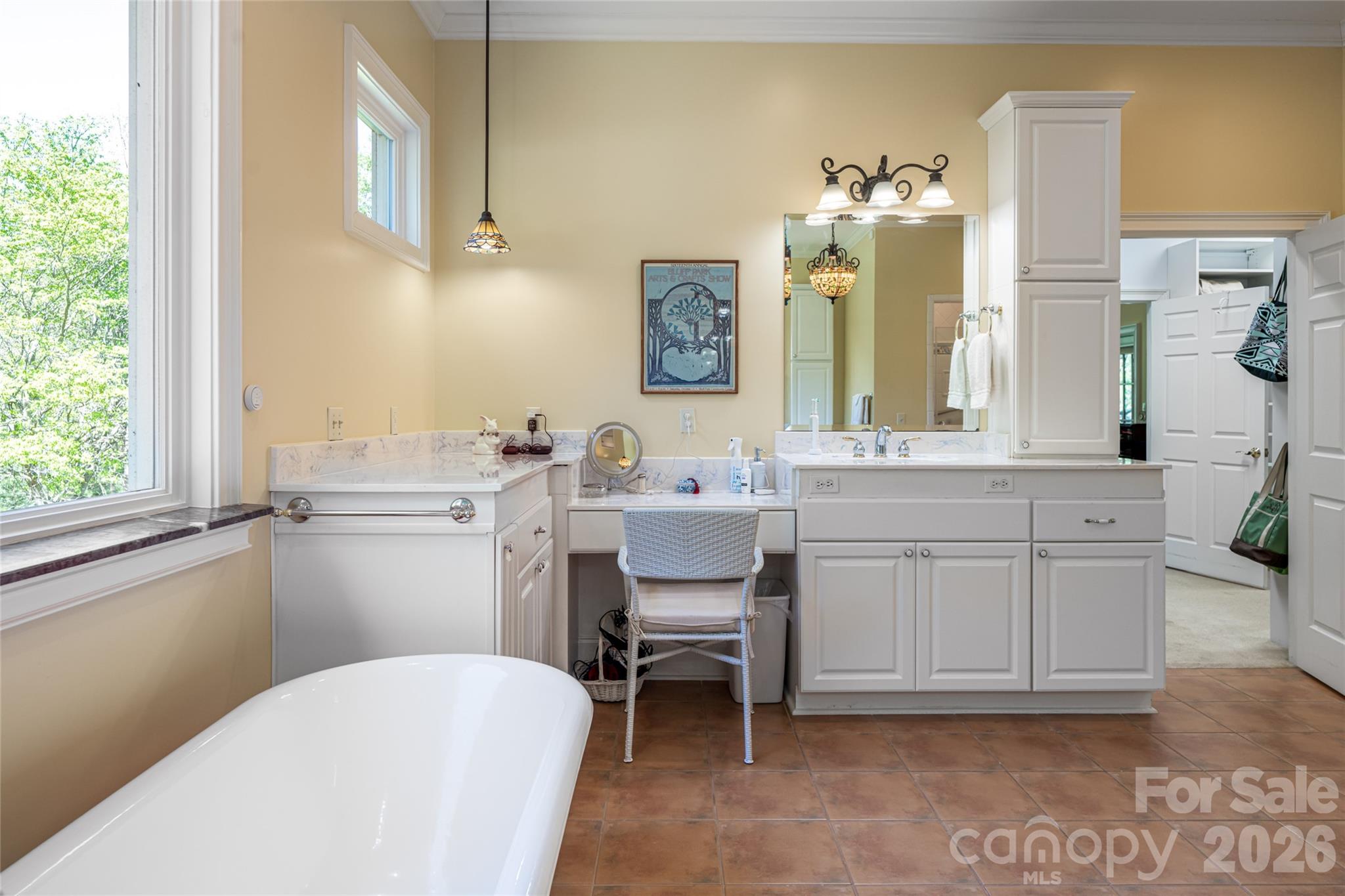 7 Ashley Road Asheville NC 28805