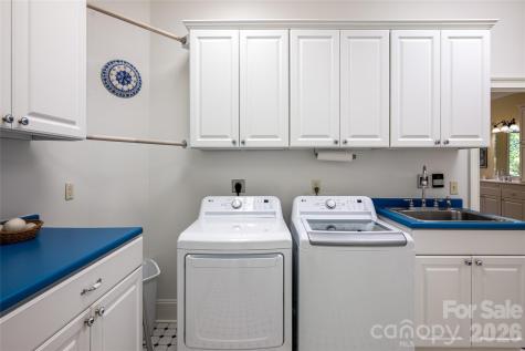 7 Ashley Road Asheville NC 28805
