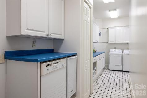 7 Ashley Road Asheville NC 28805