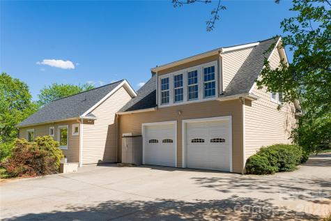 7 Ashley Road Asheville NC 28805
