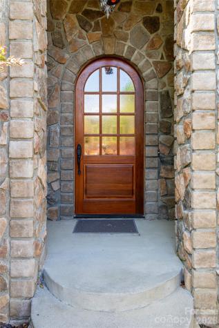 7 Ashley Road Asheville NC 28805