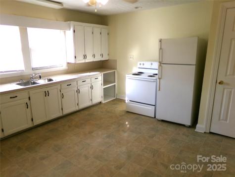 923 Efird Street Albemarle NC 28001