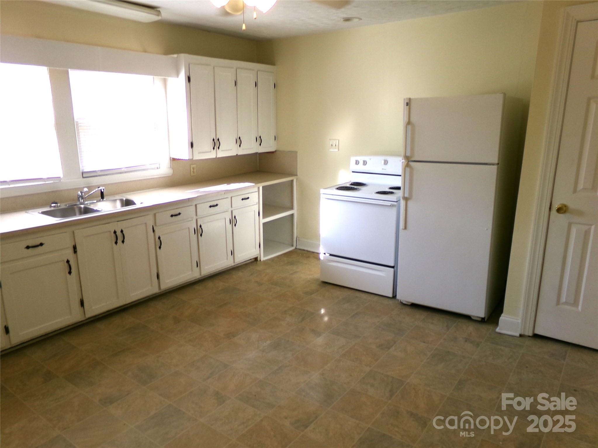 923 Efird Street Albemarle NC 28001