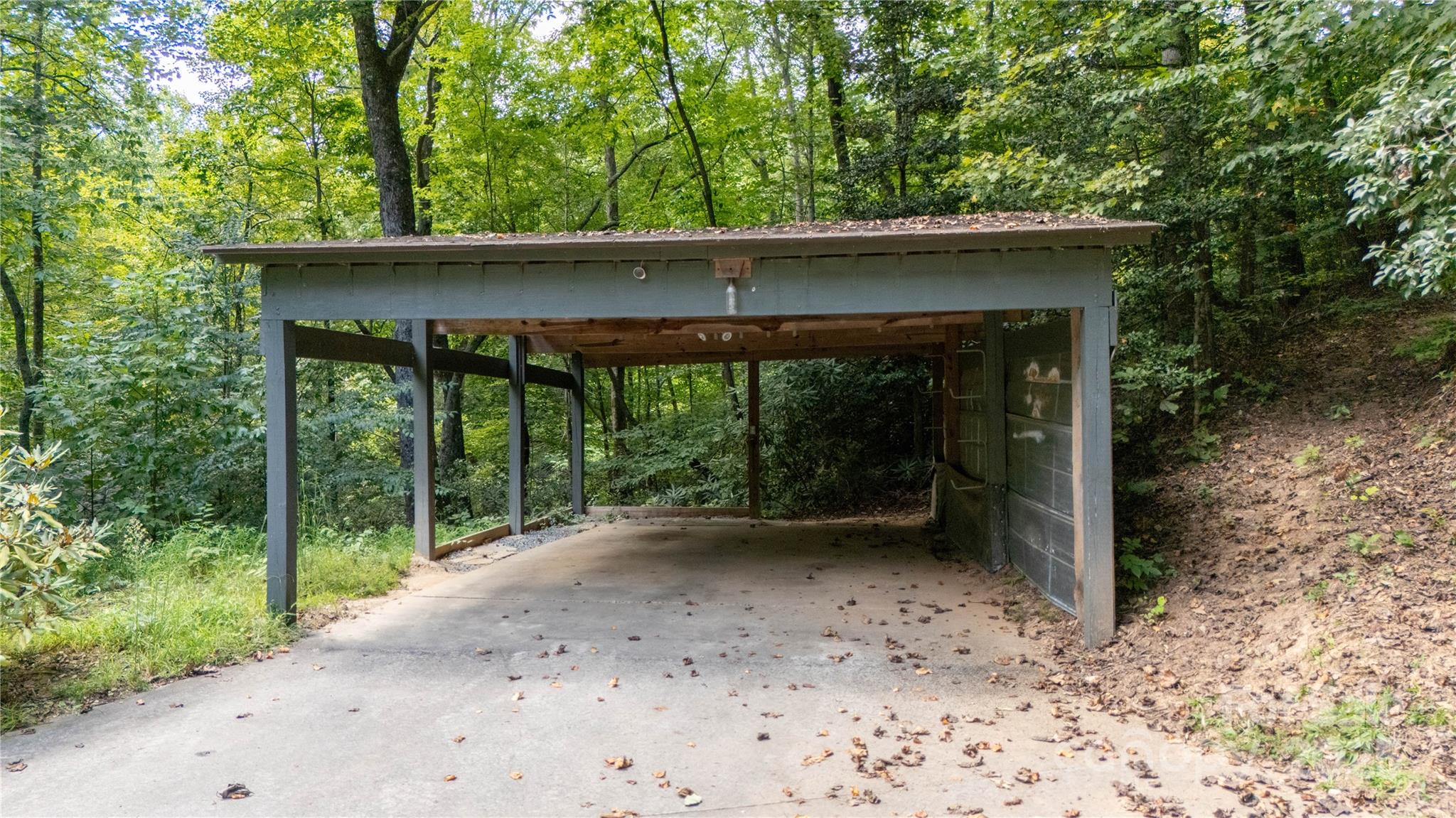 2038 Toms Creek Road Marion NC 28752