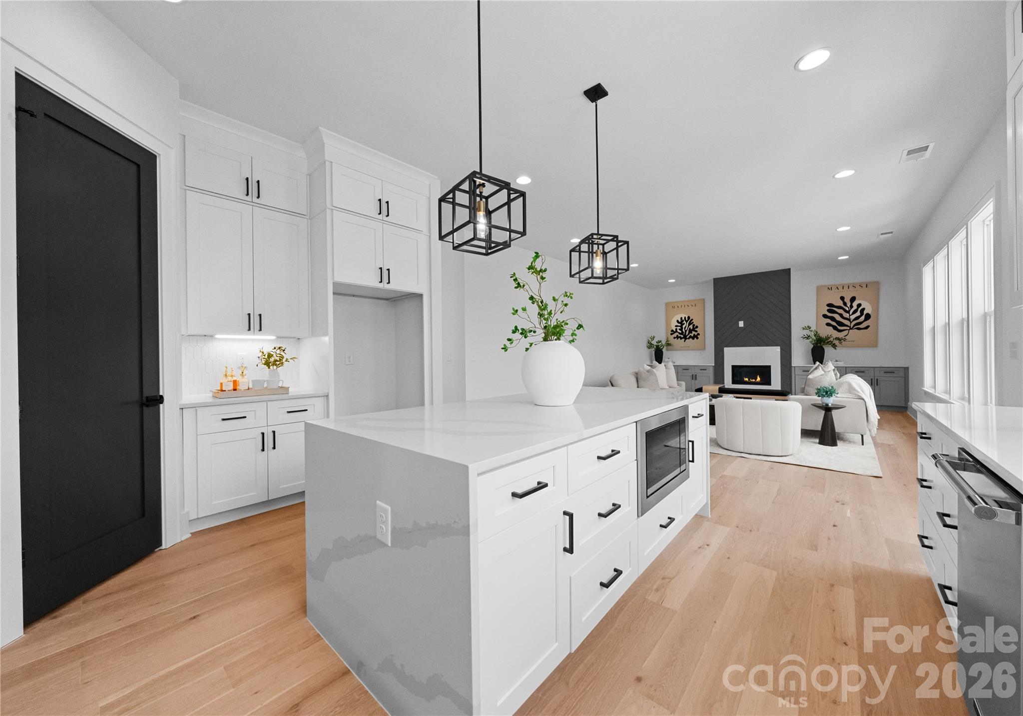 2013 South Street Charlotte NC 28208