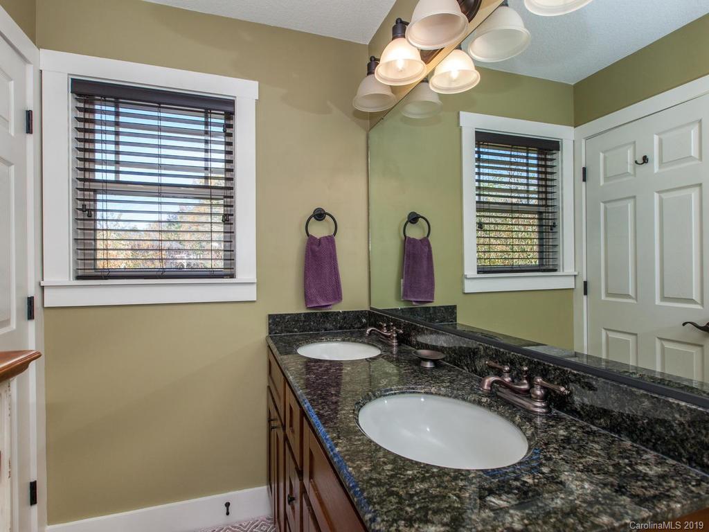 31 Flynn Branch Road Asheville NC 28804