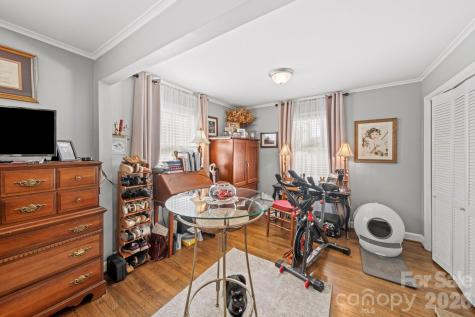 421 Tywood Street NE Lenoir NC 28645