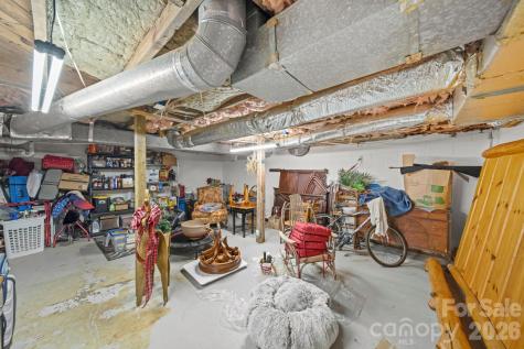 421 Tywood Street NE Lenoir NC 28645