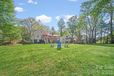 421 Tywood Street NE Lenoir NC 28645
