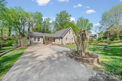 421 Tywood Street NE Lenoir NC 28645