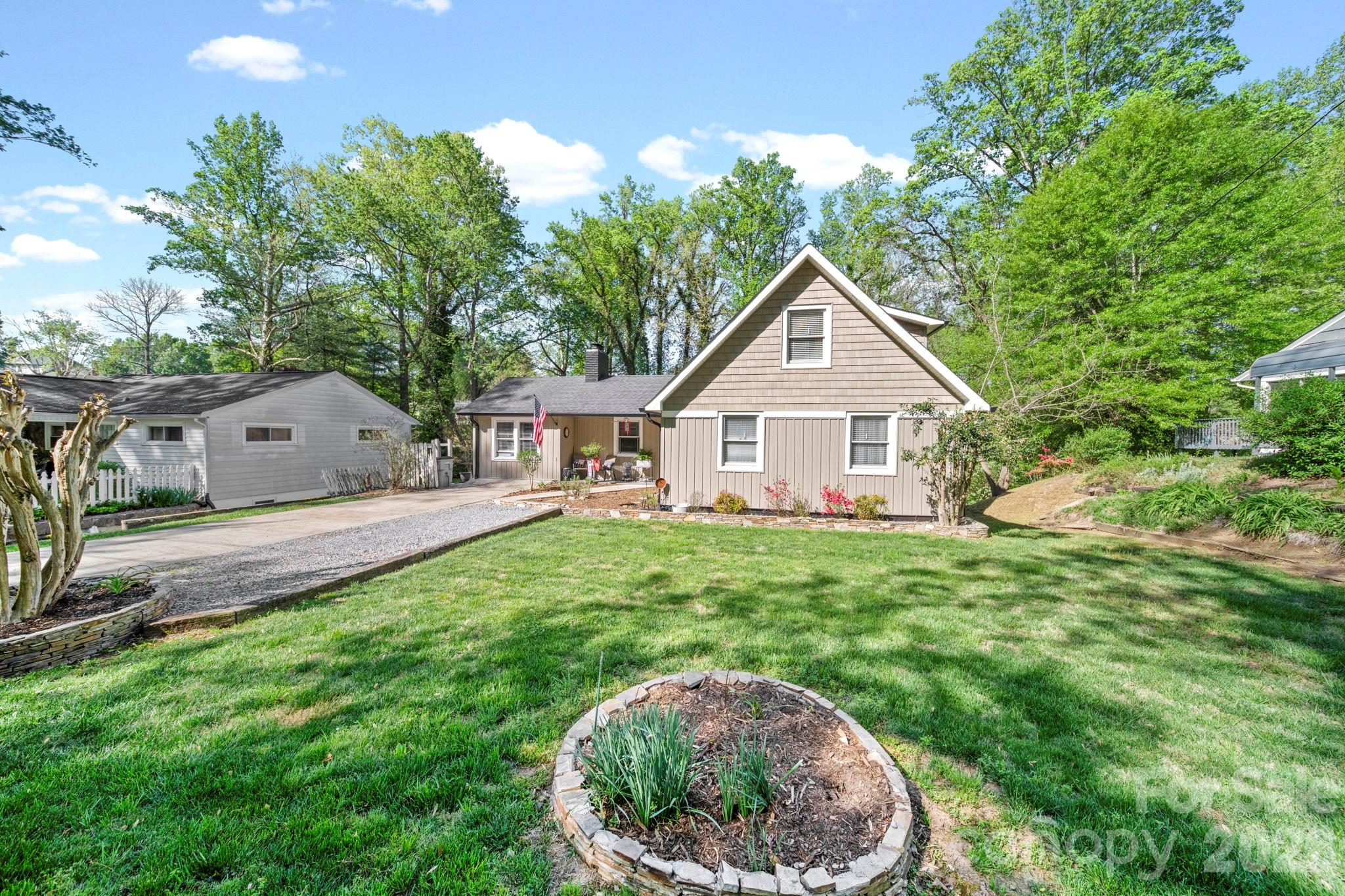 421 Tywood Street NE Lenoir NC 28645