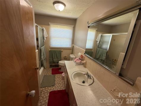 103 Regina Drive Morganton NC 28655