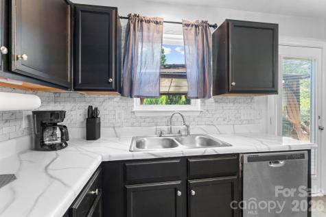 2772 Stonefield Crossing Drive Winston Salem NC 27107