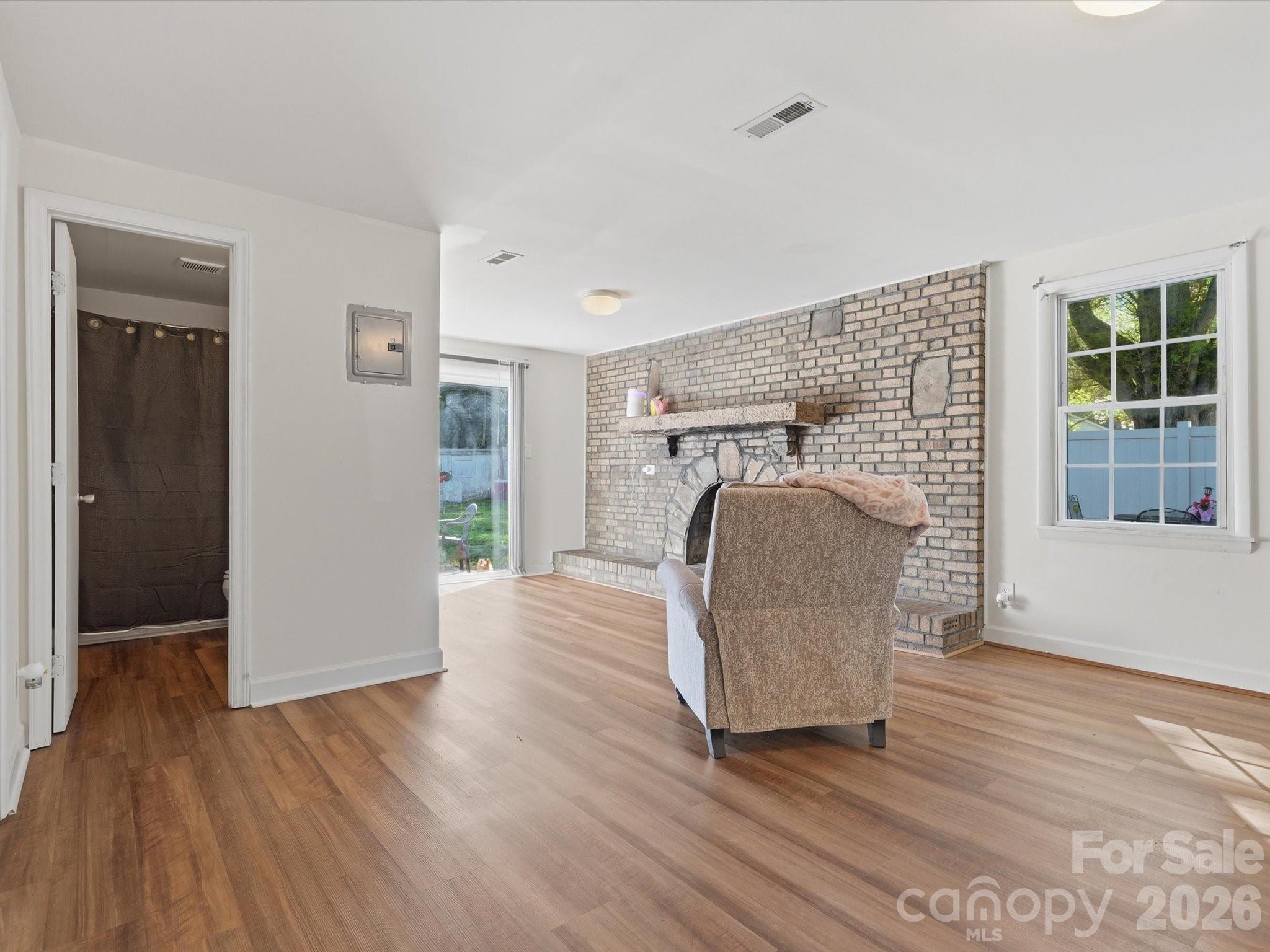 6223 Macon Street Charlotte NC 28208
