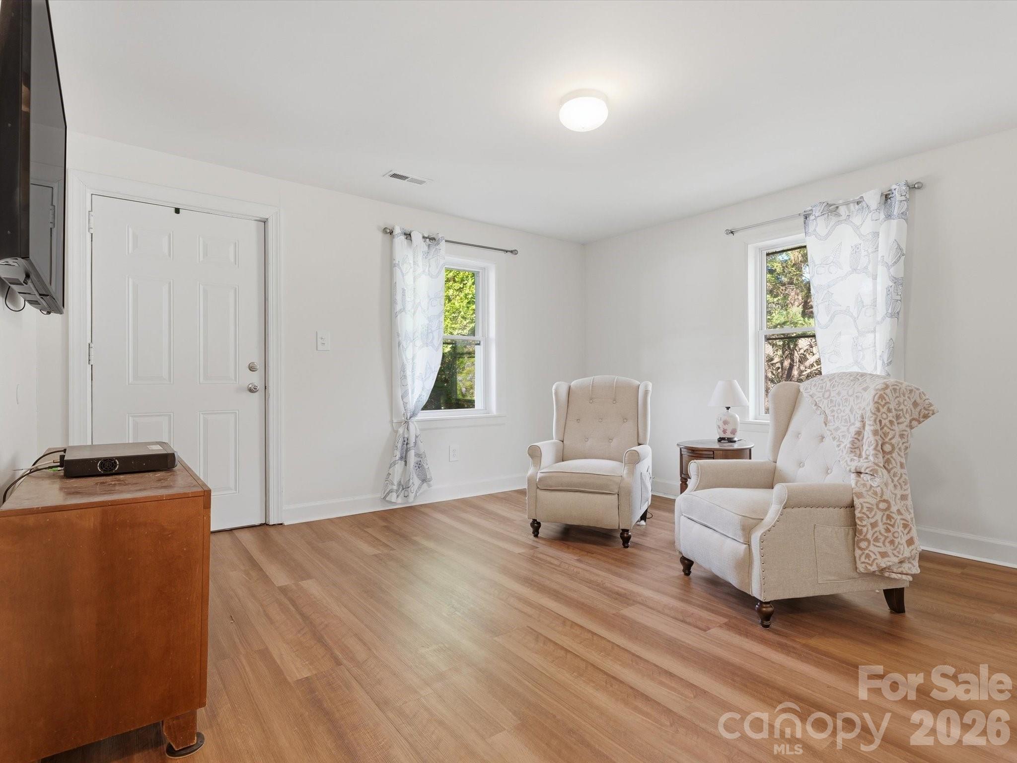 6223 Macon Street Charlotte NC 28208