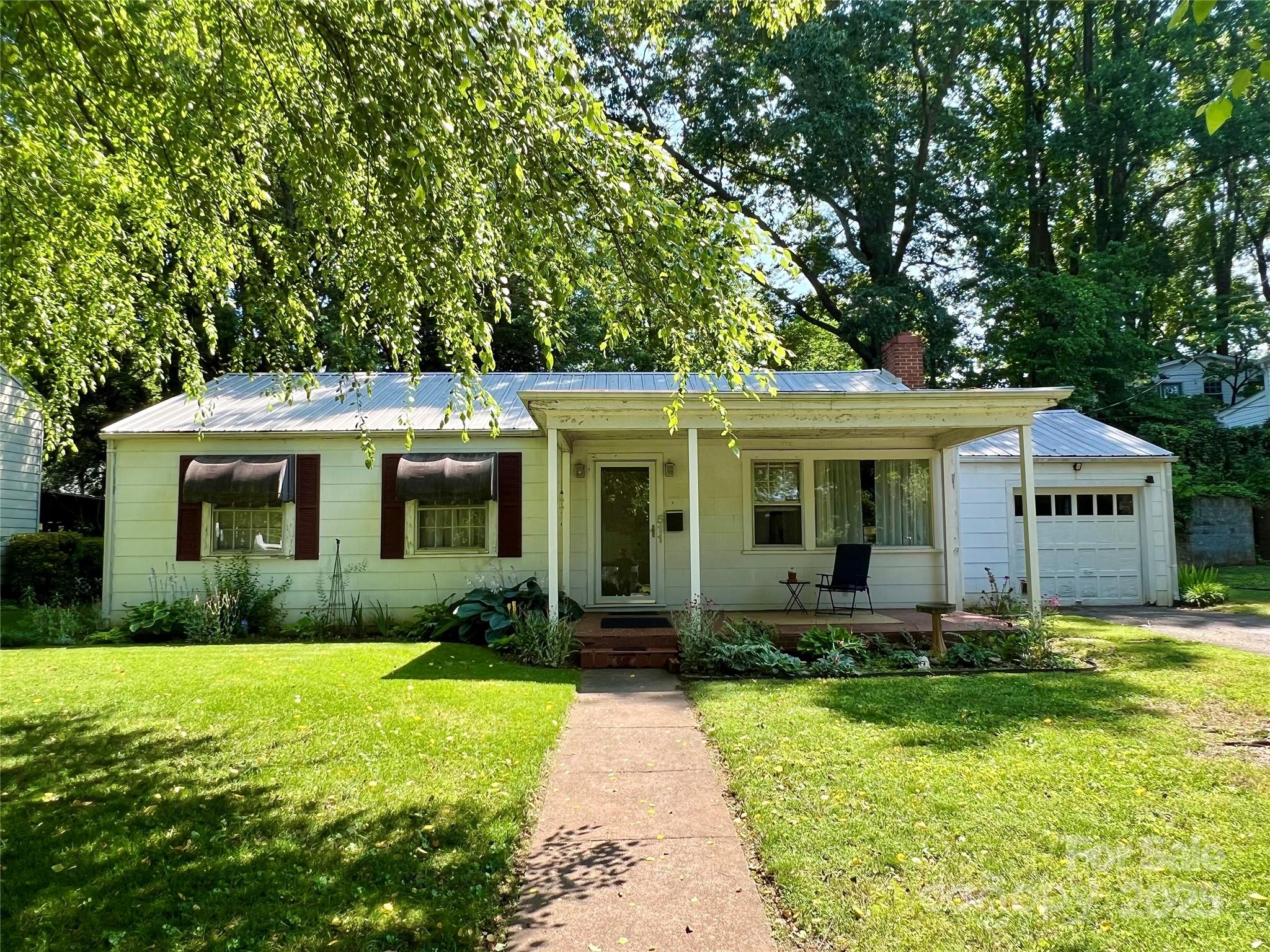 511 Westview Street SW Lenoir NC 28645