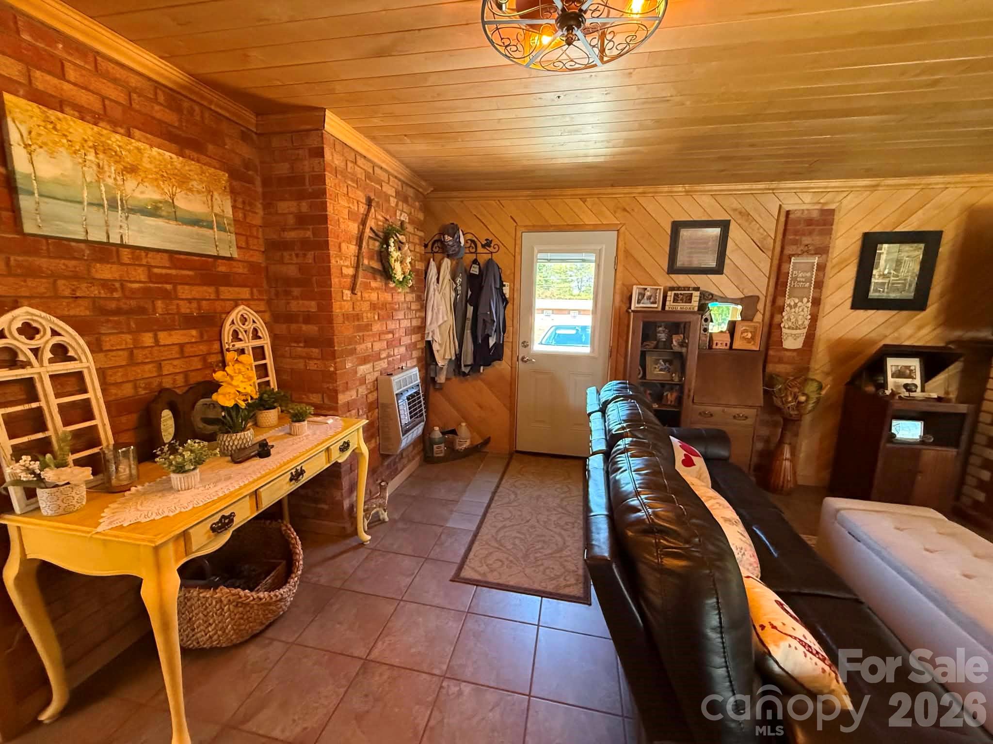 2121 Union Grove Road Lenoir NC 28645