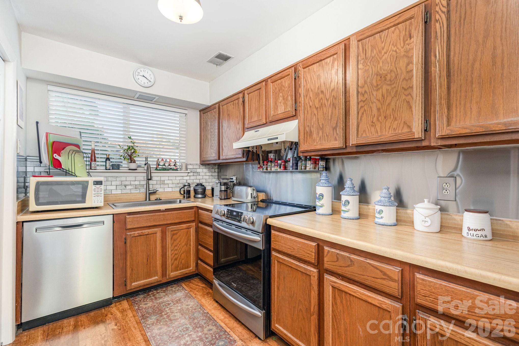941 Sardis Cove Drive Charlotte NC 28270