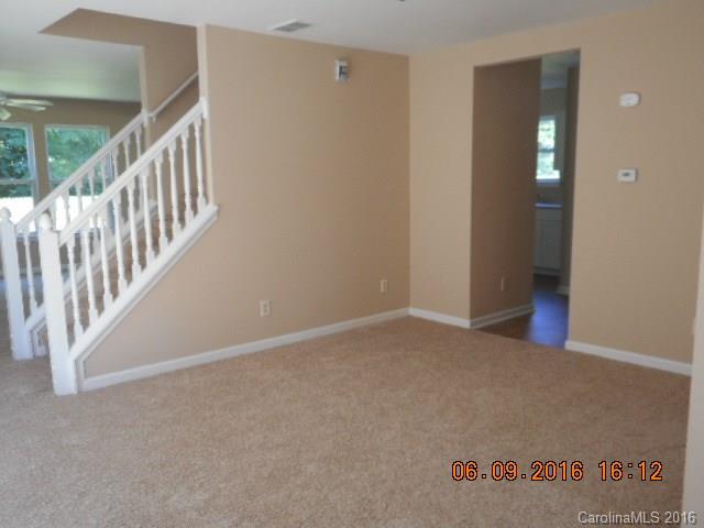 6730 Wandering Creek Drive Charlotte NC 28216