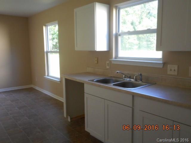 6730 Wandering Creek Drive Charlotte NC 28216
