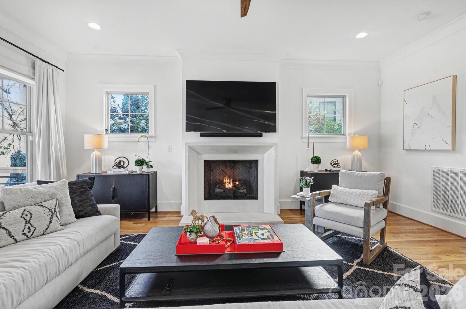 2852 Dorchester Place Charlotte NC 28209