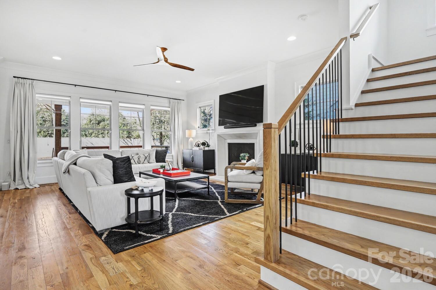 2852 Dorchester Place Charlotte NC 28209
