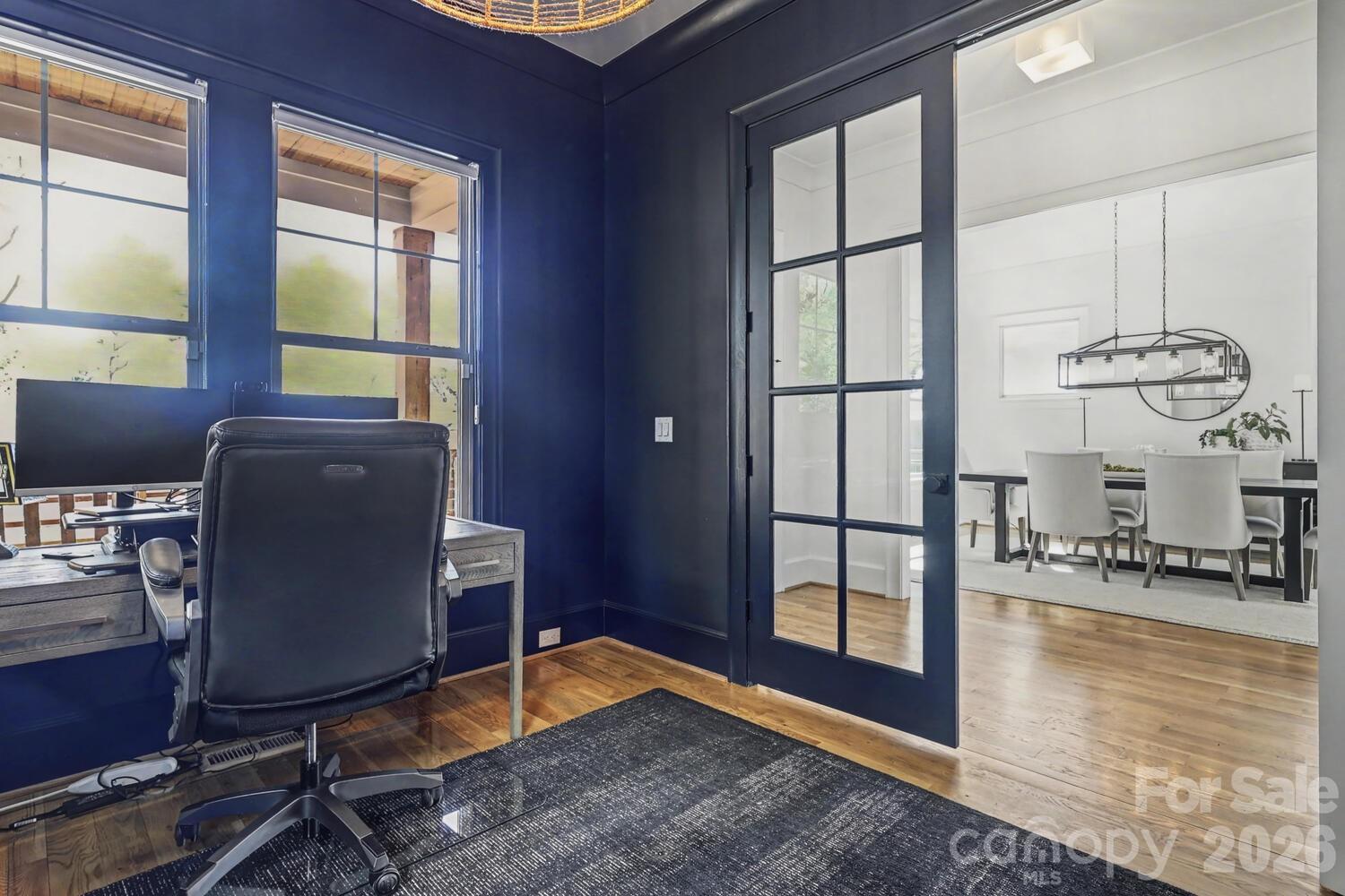 2852 Dorchester Place Charlotte NC 28209