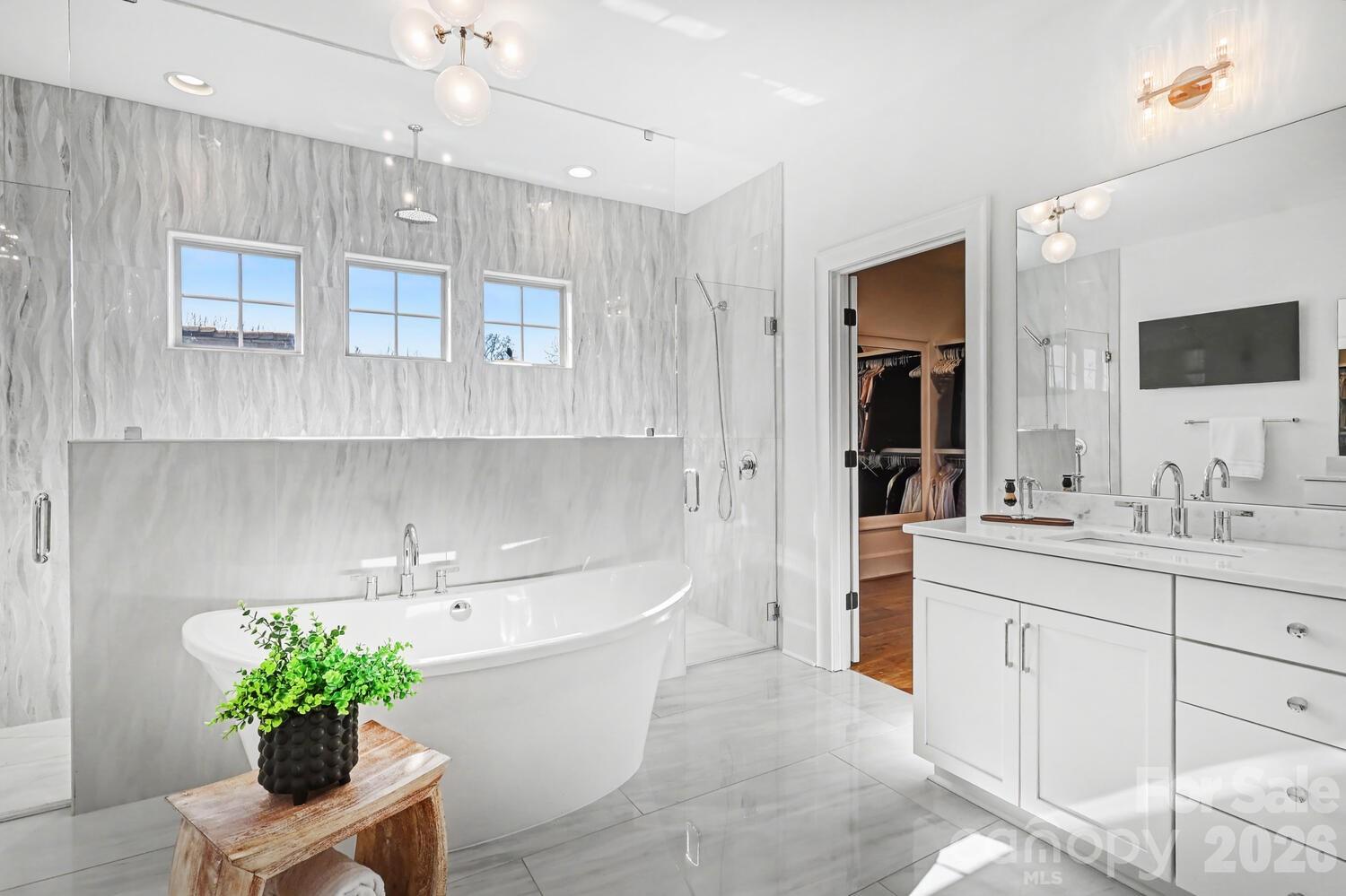 2852 Dorchester Place Charlotte NC 28209