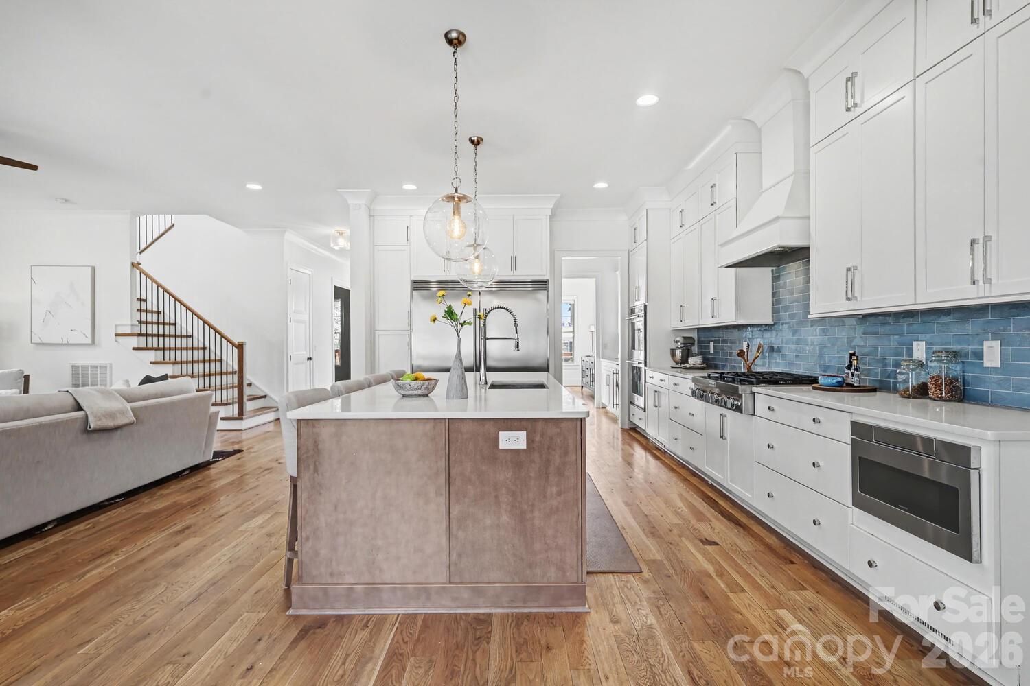 2852 Dorchester Place Charlotte NC 28209