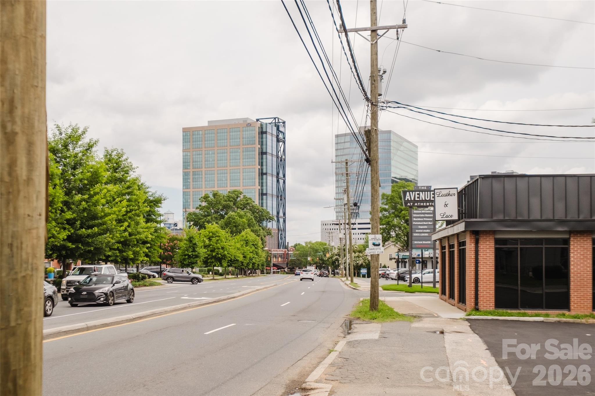 2852 Dorchester Place Charlotte NC 28209