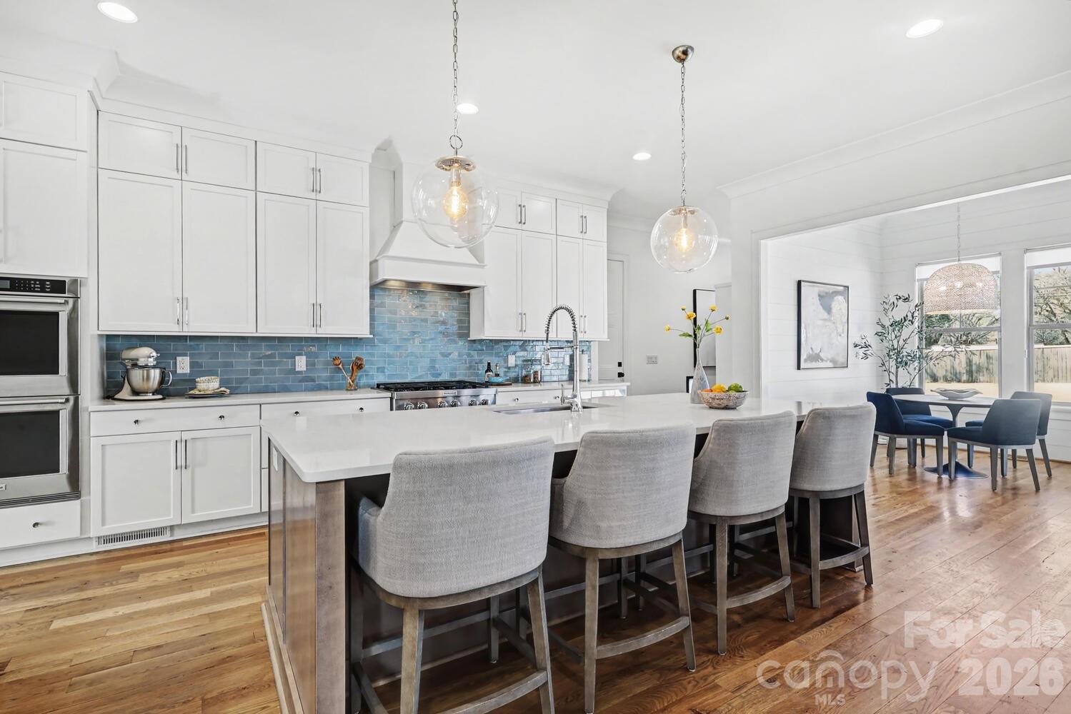 2852 Dorchester Place Charlotte NC 28209