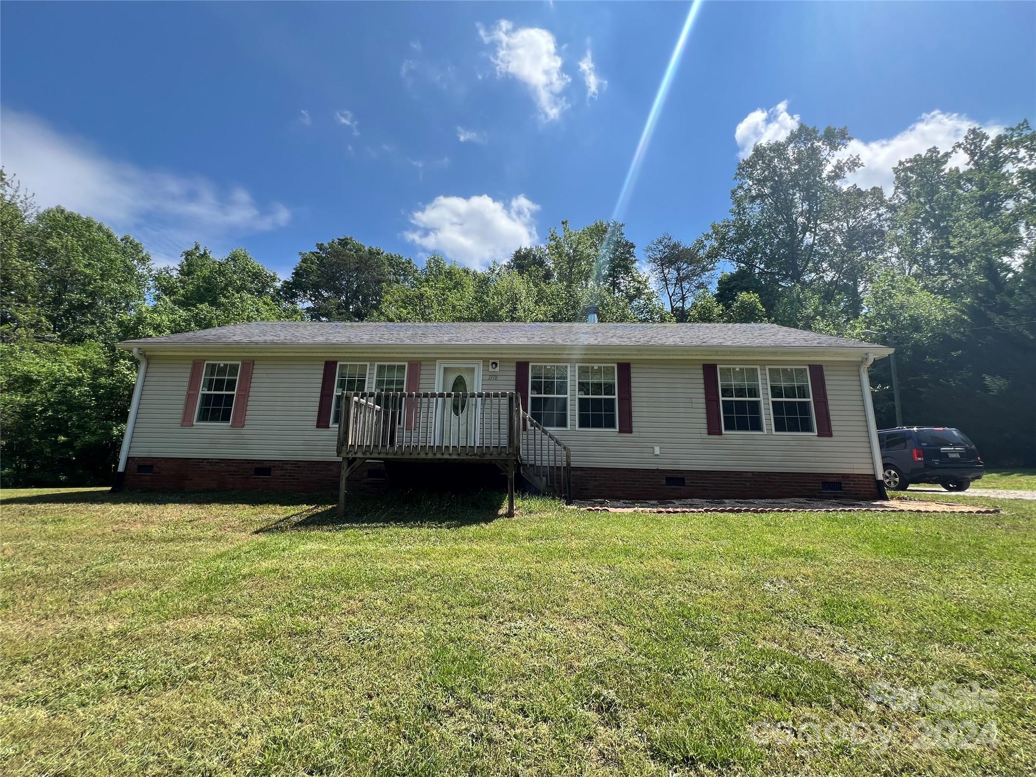1978 Brookside Avenue Newton NC 28658
