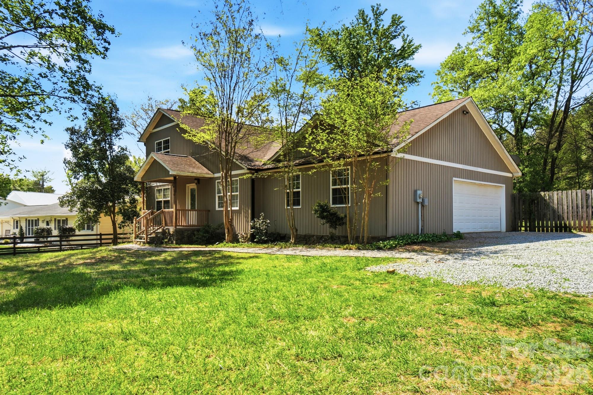 2036 Hickory Hills Drive Denver NC 28037