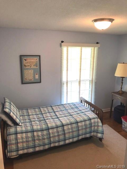 1541 Timberlane Street Gastonia NC 28054