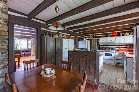 1971 Swiss Pine Lake Drive Spruce Pine NC 28777