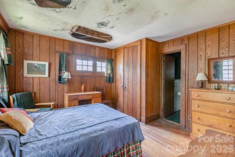 1971 Swiss Pine Lake Drive Spruce Pine NC 28777