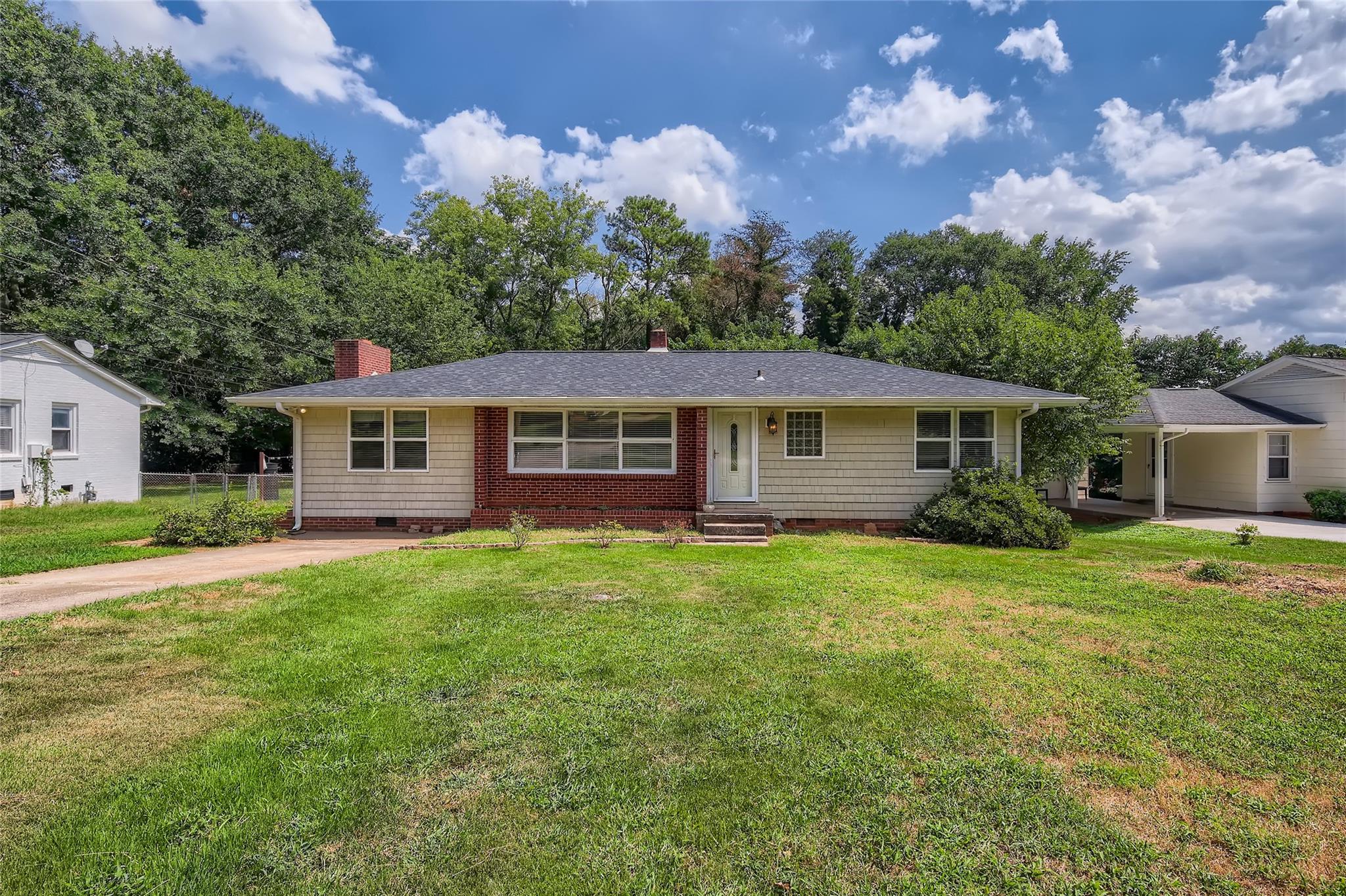 2125 Lee Street Gastonia NC 28054