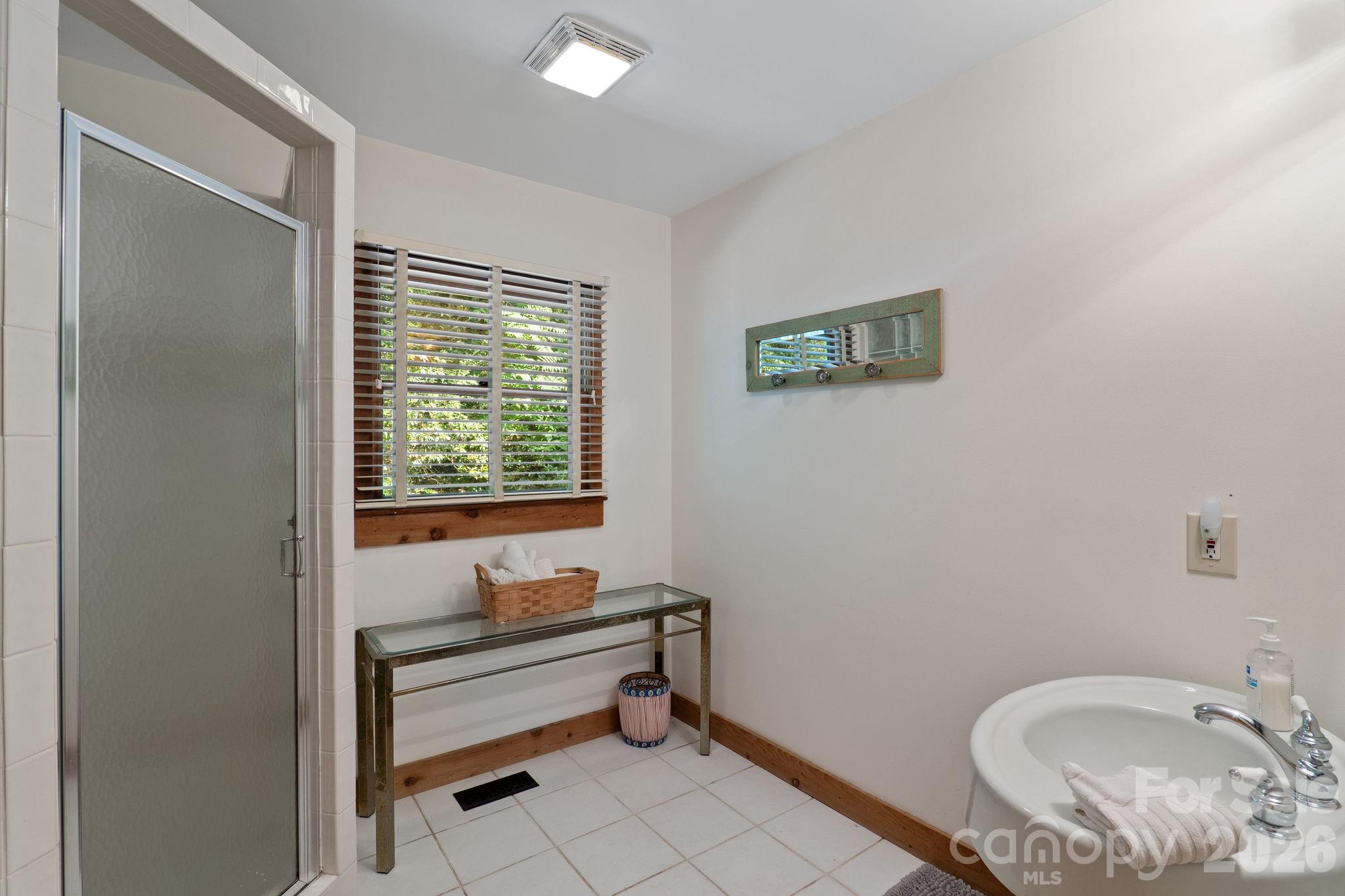 150 Avondale Ridge Road Asheville NC 28803