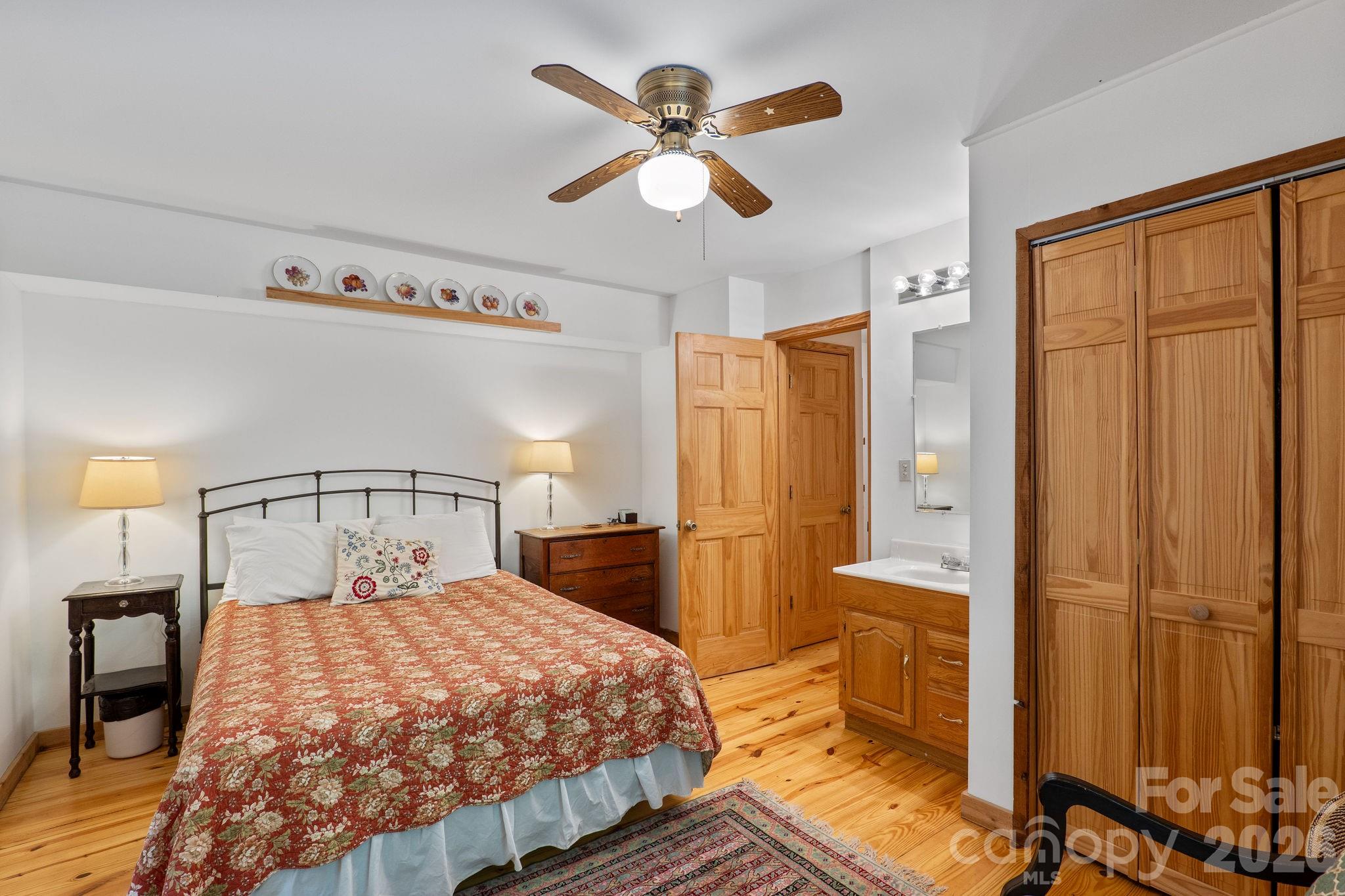 150 Avondale Ridge Road Asheville NC 28803
