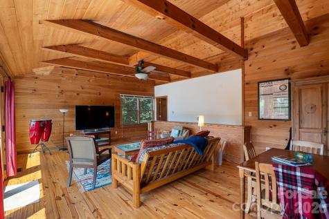 150 Avondale Ridge Road Asheville NC 28803