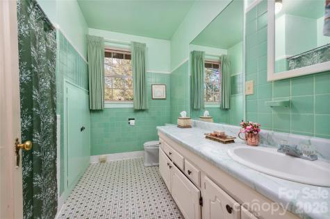 226 School Road Asheville NC 28806