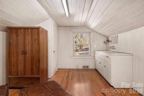 226 School Road Asheville NC 28806