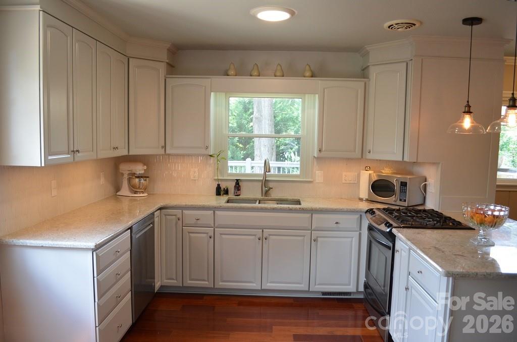 1140 Bevis Drive Charlotte NC 28209