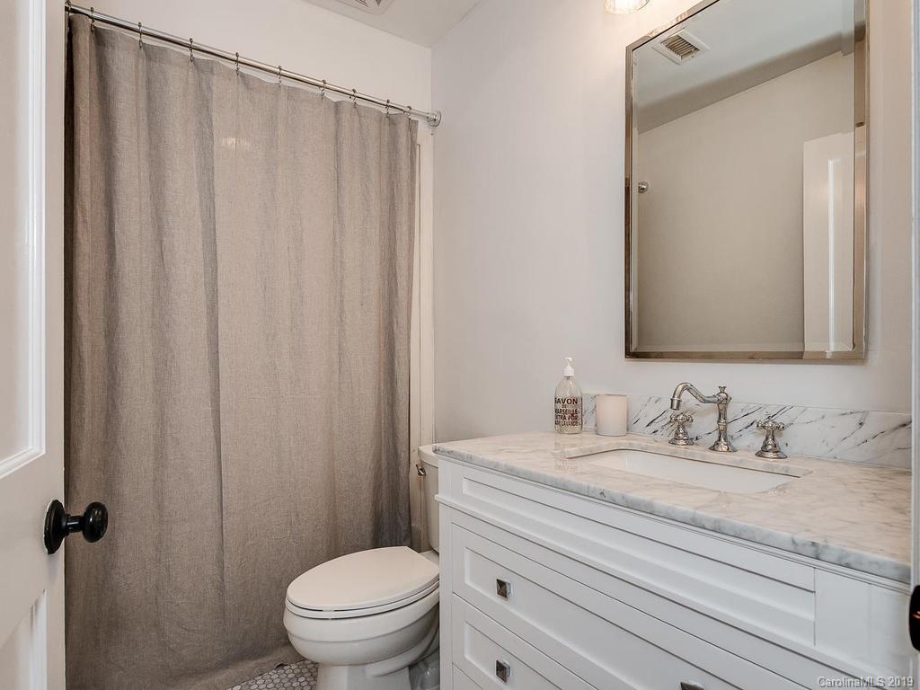 142 Altondale Avenue Charlotte NC 28207