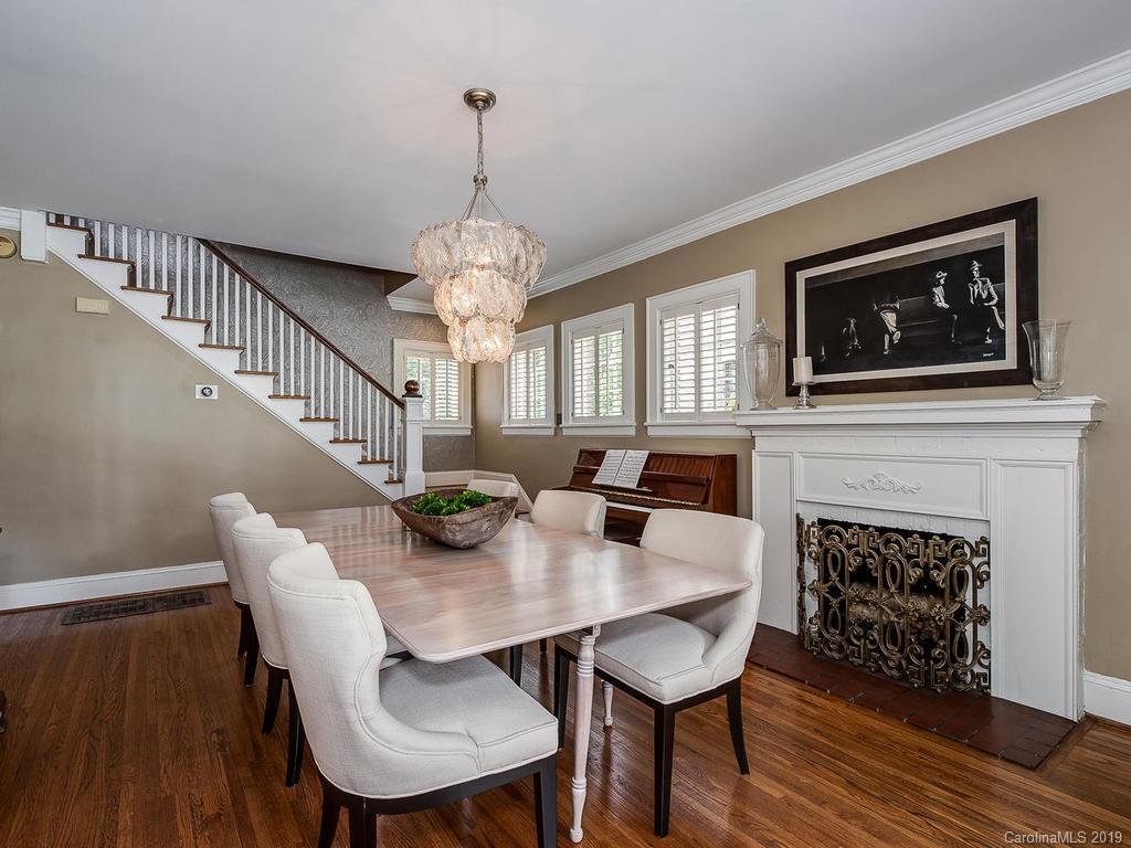 142 Altondale Avenue Charlotte NC 28207