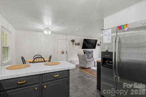 371 Sharon School Road Statesville NC 28677