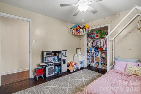 371 Sharon School Road Statesville NC 28677