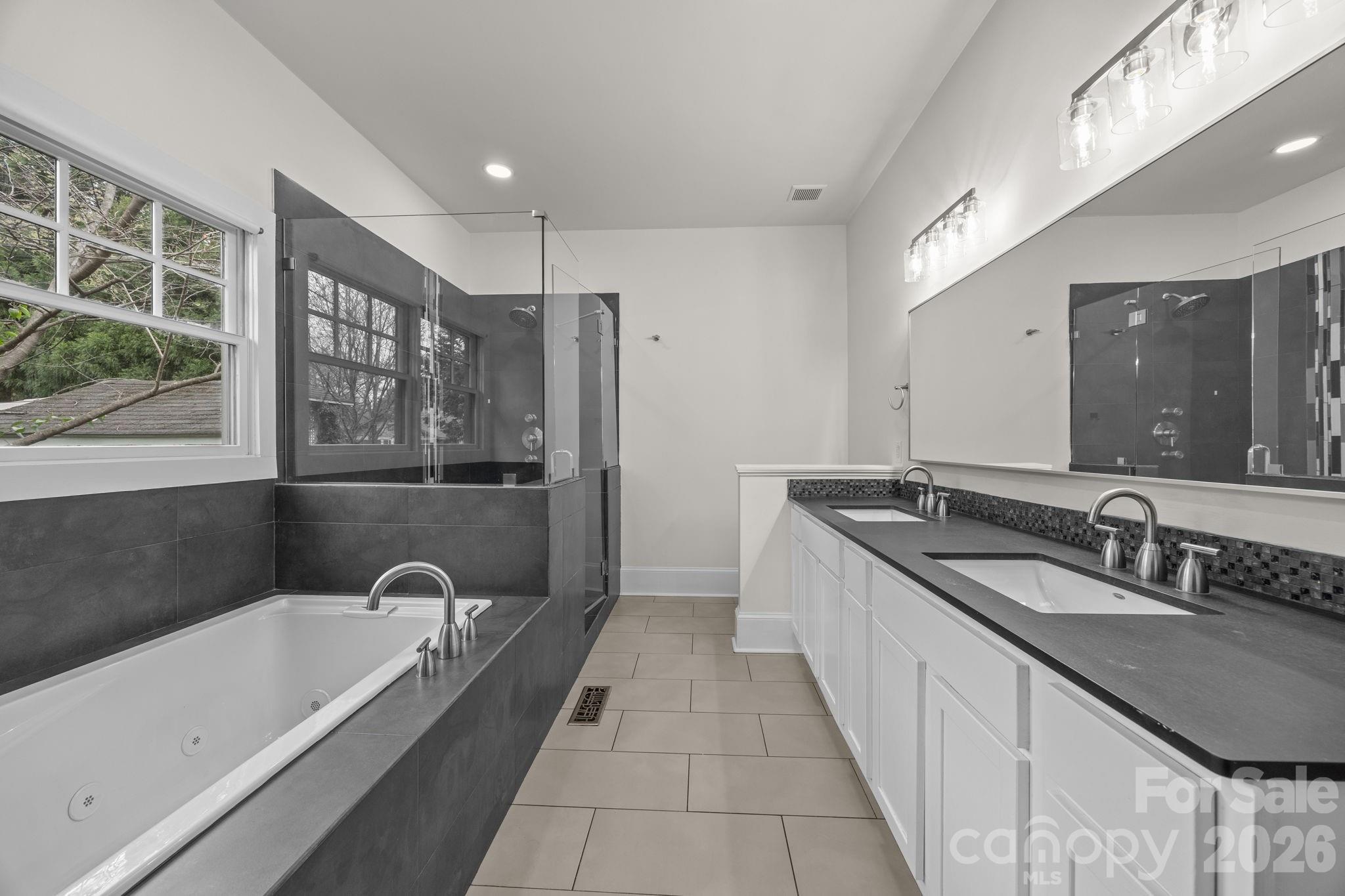 1508 Thomas Avenue Charlotte NC 28205