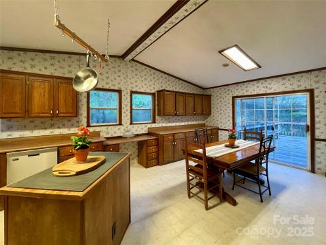 784 Fred Holcombe Road Mars Hill NC 28754